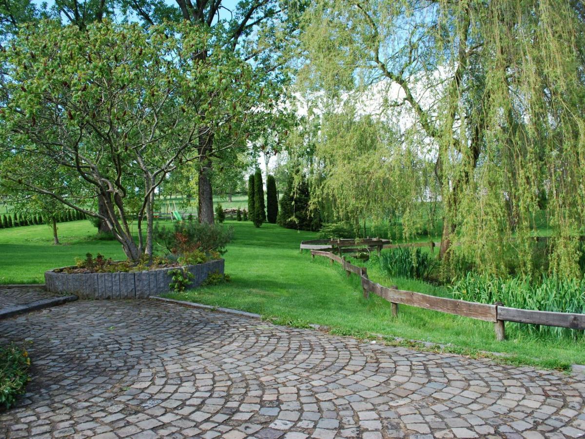 Beautiful Gites With Garden Pond And Playground Спримонт Екстериор снимка
